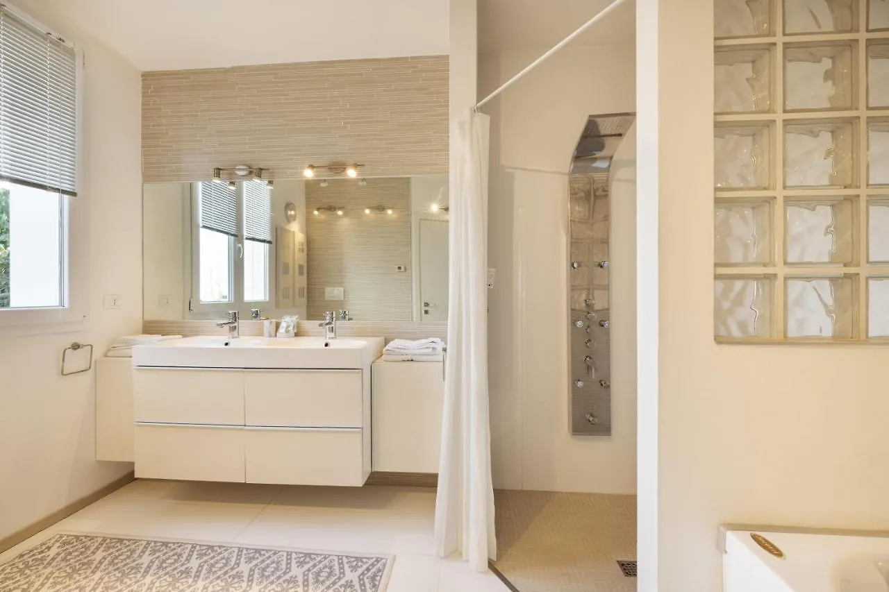 B&B Cá Bianca Ventisette Riccione 0*,