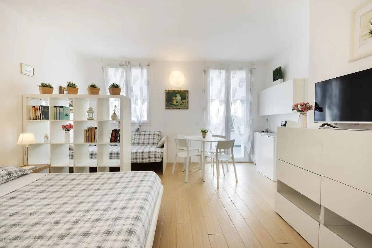 B&B Cá Bianca Ventisette Riccione Italia