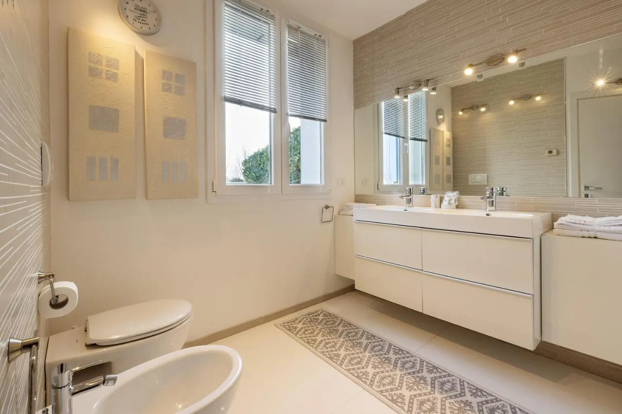B&B Ca Bianca Ventisette Riccione 0*,  Włochy